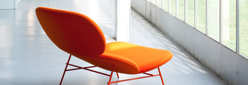 Orange fåtölj